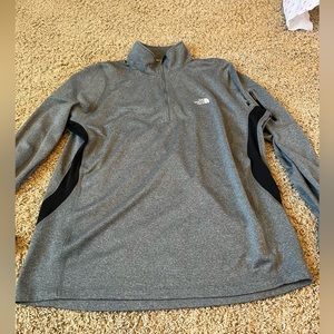 The North Face quarter zip XL